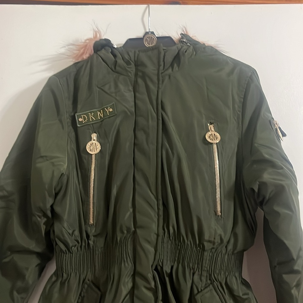 DKNY Girls Long Puffer Coat size L 14/16 color green with pink Faux-Fur Hood - Picture 2 of 13